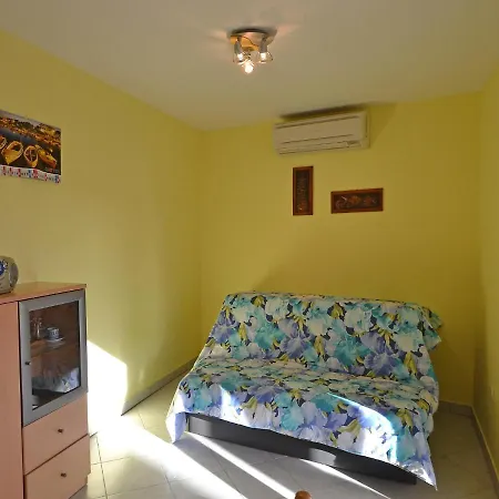 Lidija-1 By Interhome * Vir