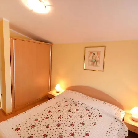 Lidija By Interhome Apartamento Vir